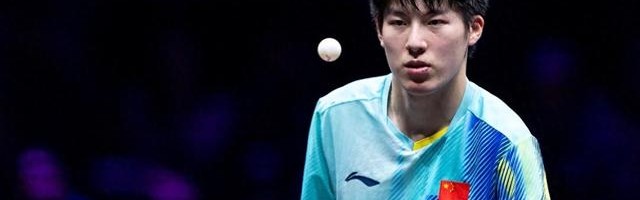 外协登顶，国乒丢双冠！其中有9人输外战，王励勤面无表情颁奖|张本美和|蒯曼|WTT重庆冠军赛|中国乒乓球队|女单_新浪体育_新浪新闻